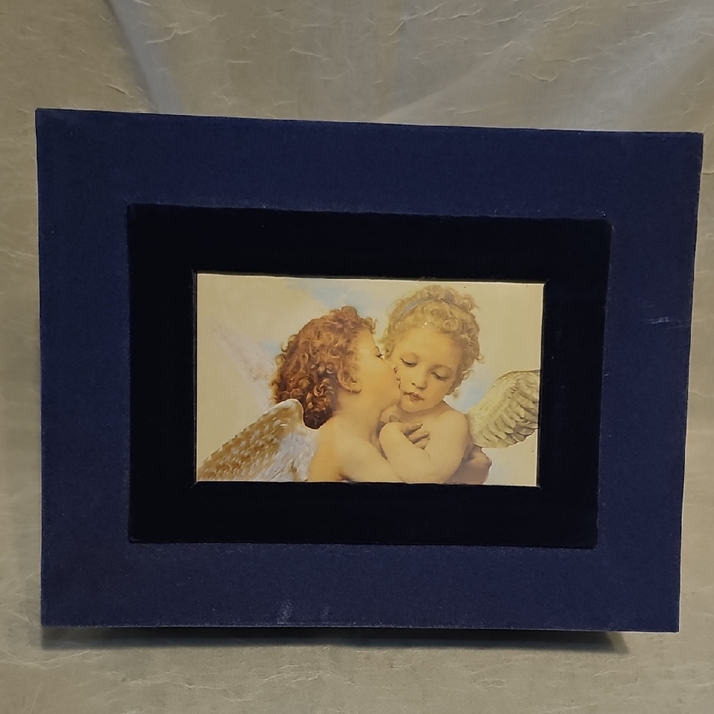 Heavenly Cherub Stationary Box With Stationary